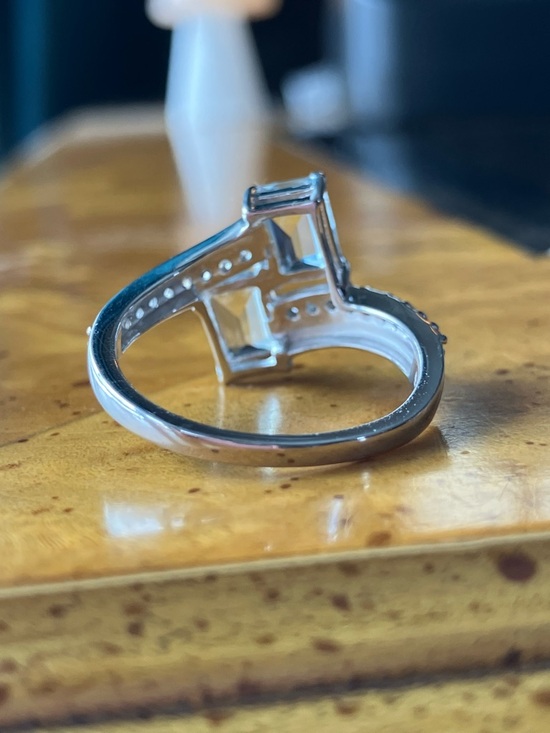 Natural Aquamarine Sterling Silver Ring Size 8 - Picture 4 of 10